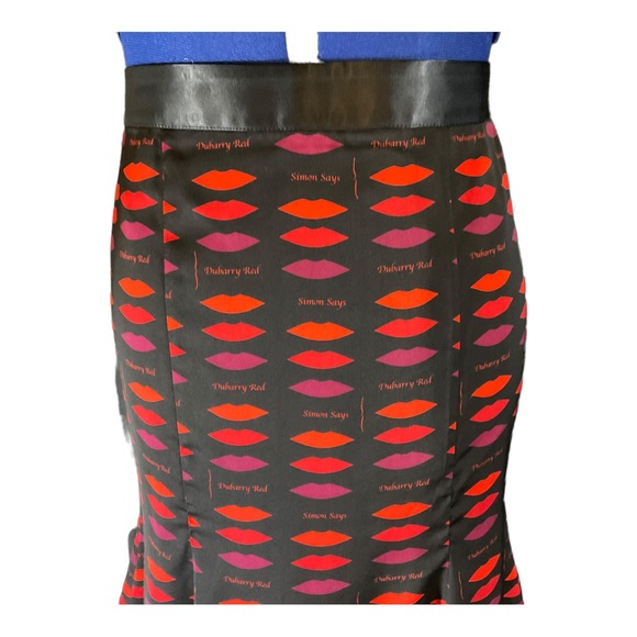 L’wren Scott for Banana Republic Lipstick Print Skirt, Size 4. EUC - Picture 4 of 7